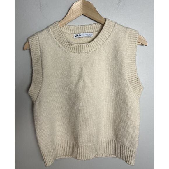 Zara Knit Sweater Vest Beige Sleeveless Pullover Preppy Size Small Women’s - Picture 1 of 6